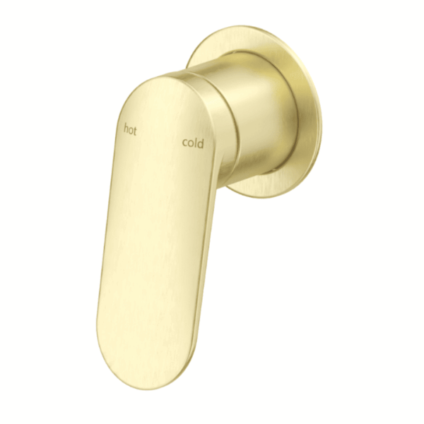 lantra-curved-bath-shower-tap-mixer-topwawre